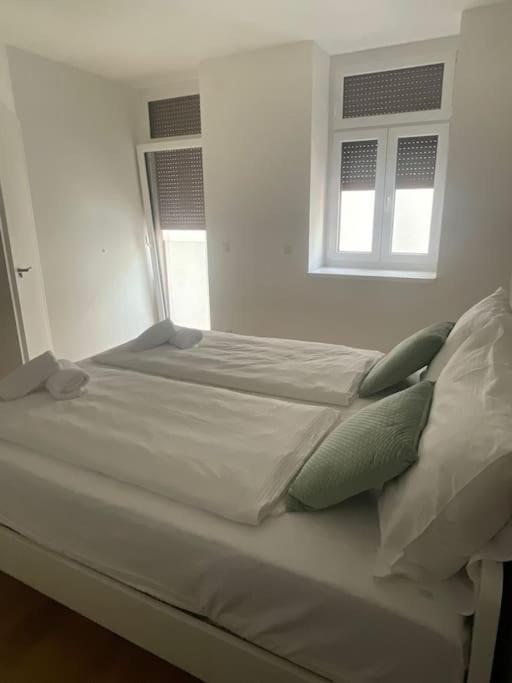 New Central Apartments Westbahnhof ウィーン エクステリア 写真