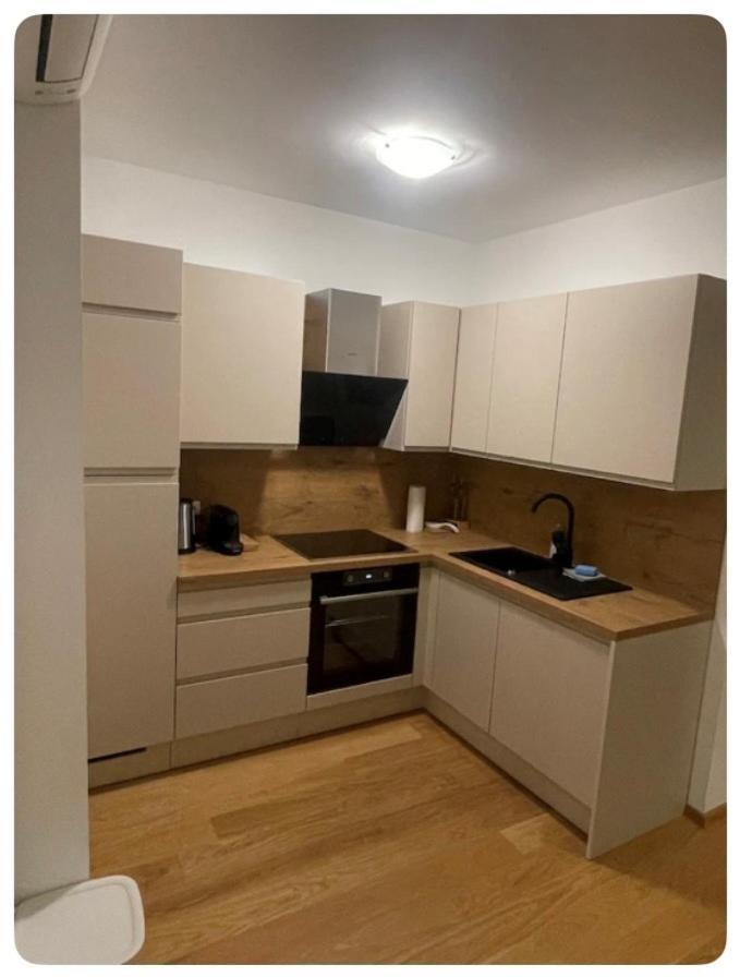 New Central Apartments Westbahnhof ウィーン エクステリア 写真